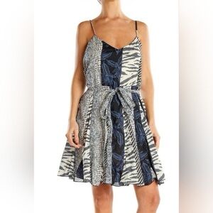 Stylish Blue and White Patterned Dress